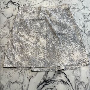 Elegant Floral Mini Skirt in Gray and White